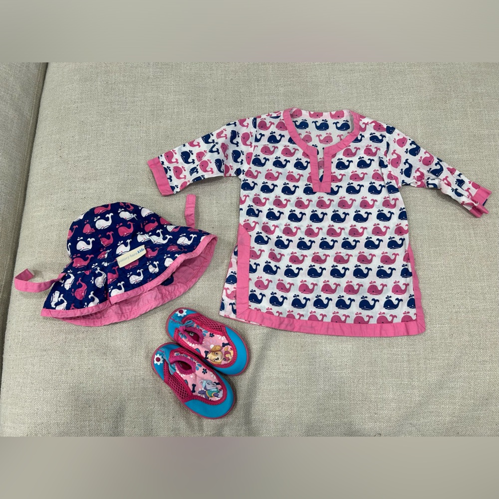 Pottery Barn baby reversible sun hat beach swim cover up 12-18 months shoes 5/6